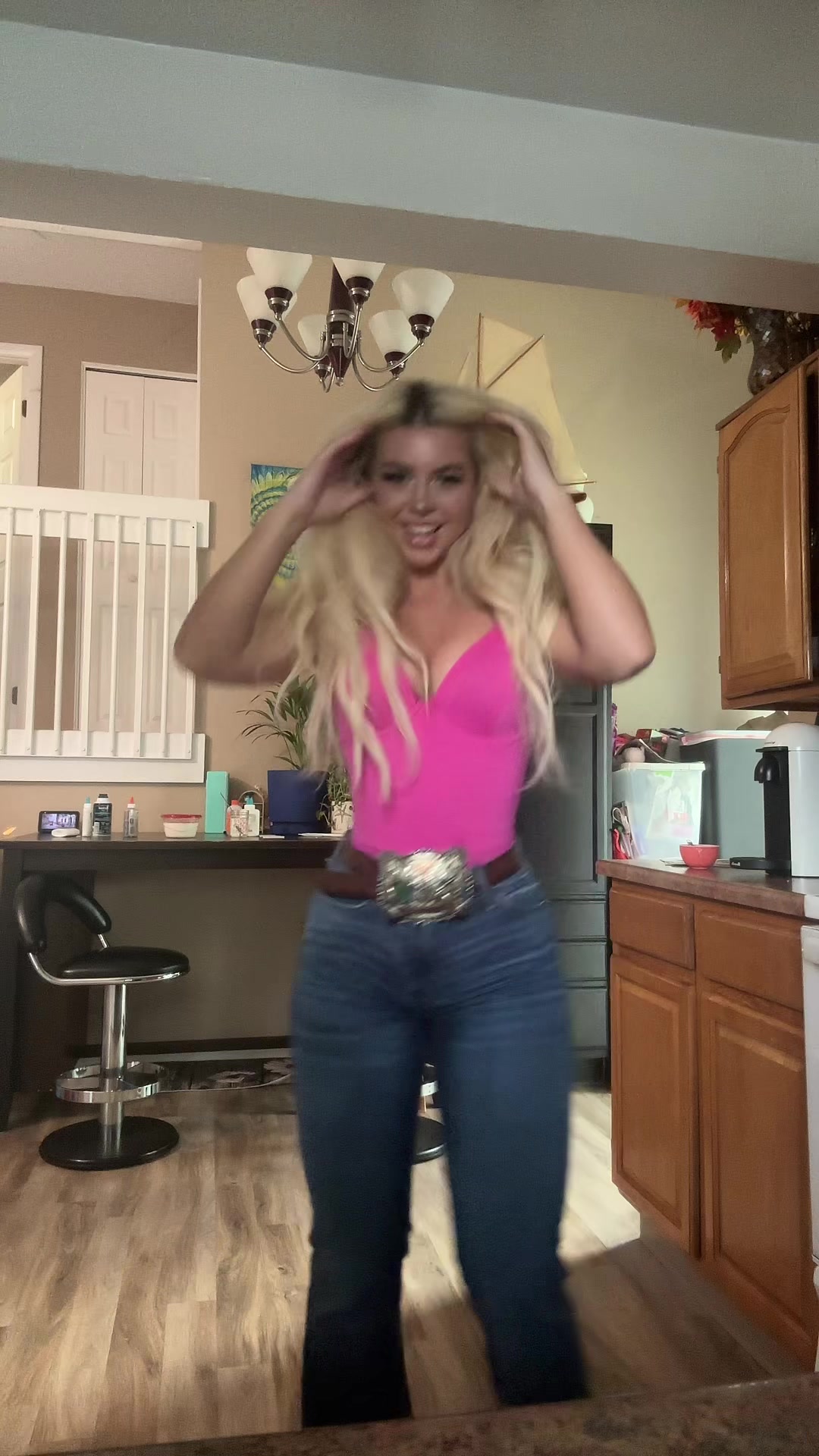 @Valianna Rose