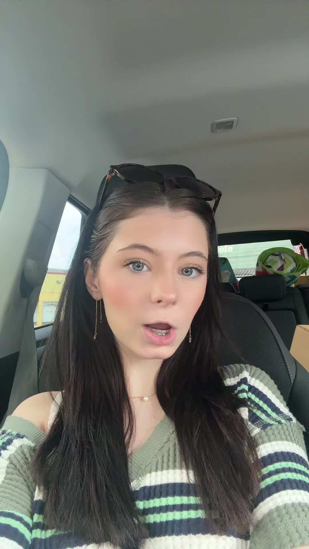 @𝑒𝓁𝓁𝒶 𝒸𝒶𝓇❁𝓁𝒾𝓃𝑒