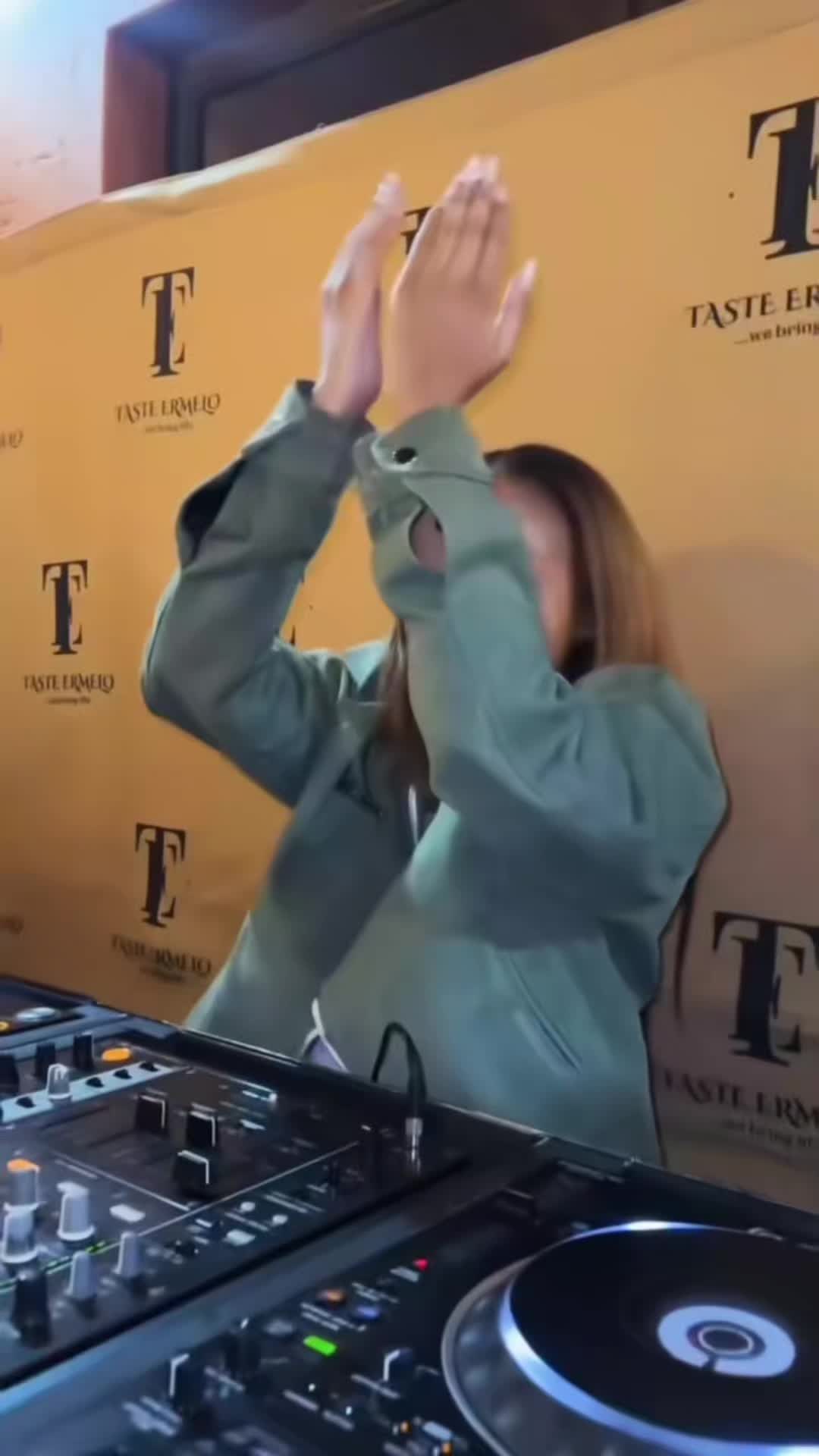 @Calm_Vibes&reg;