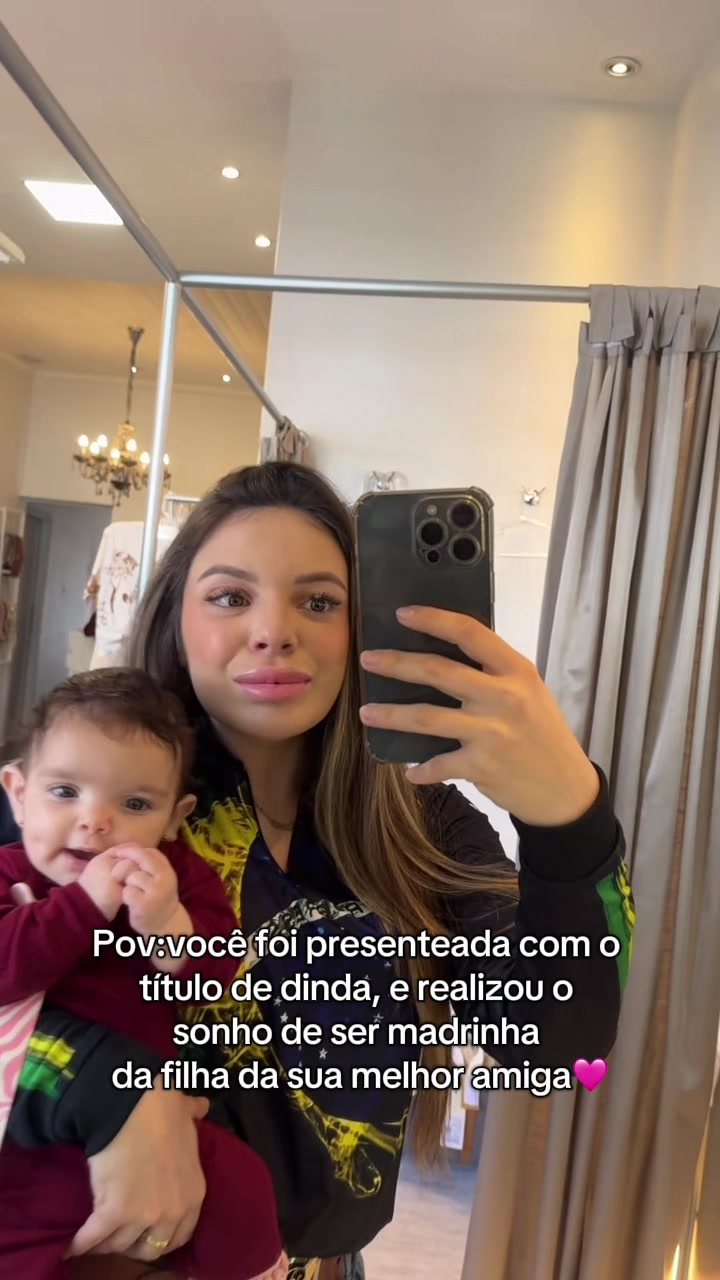 @Vit&oacute;ria Salazar