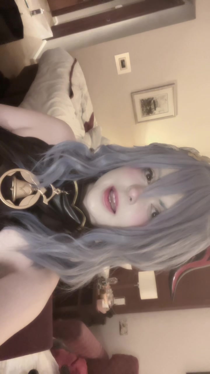 @eli :3 || megacon december 🔜