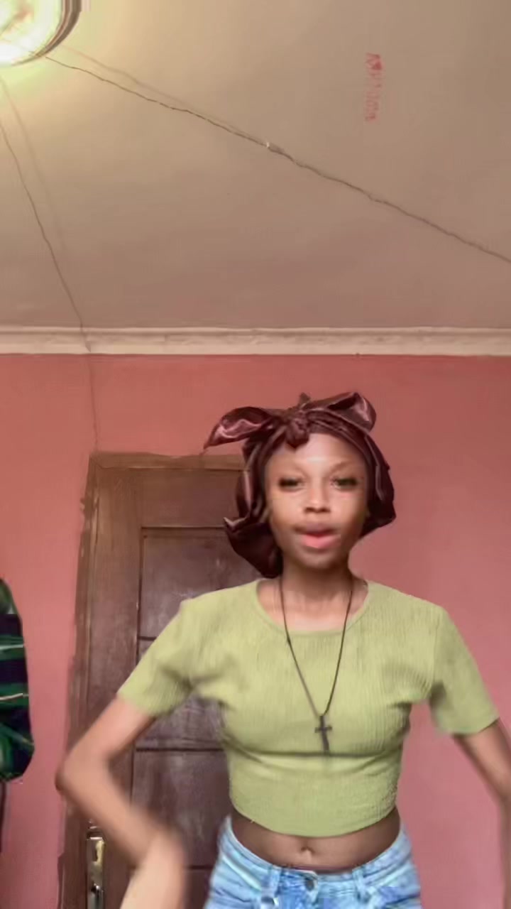@PETITE S&OElig;UR DE LA NATION🇨🇩