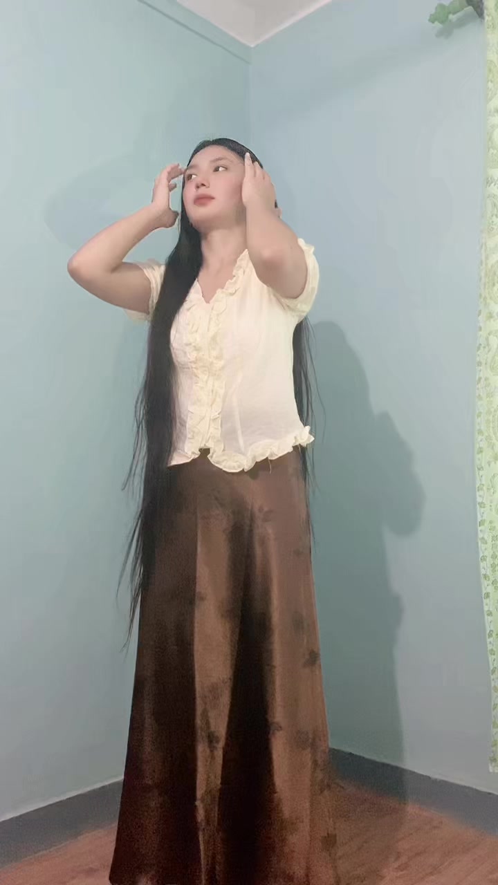@सुष्मिता 💜🕊️