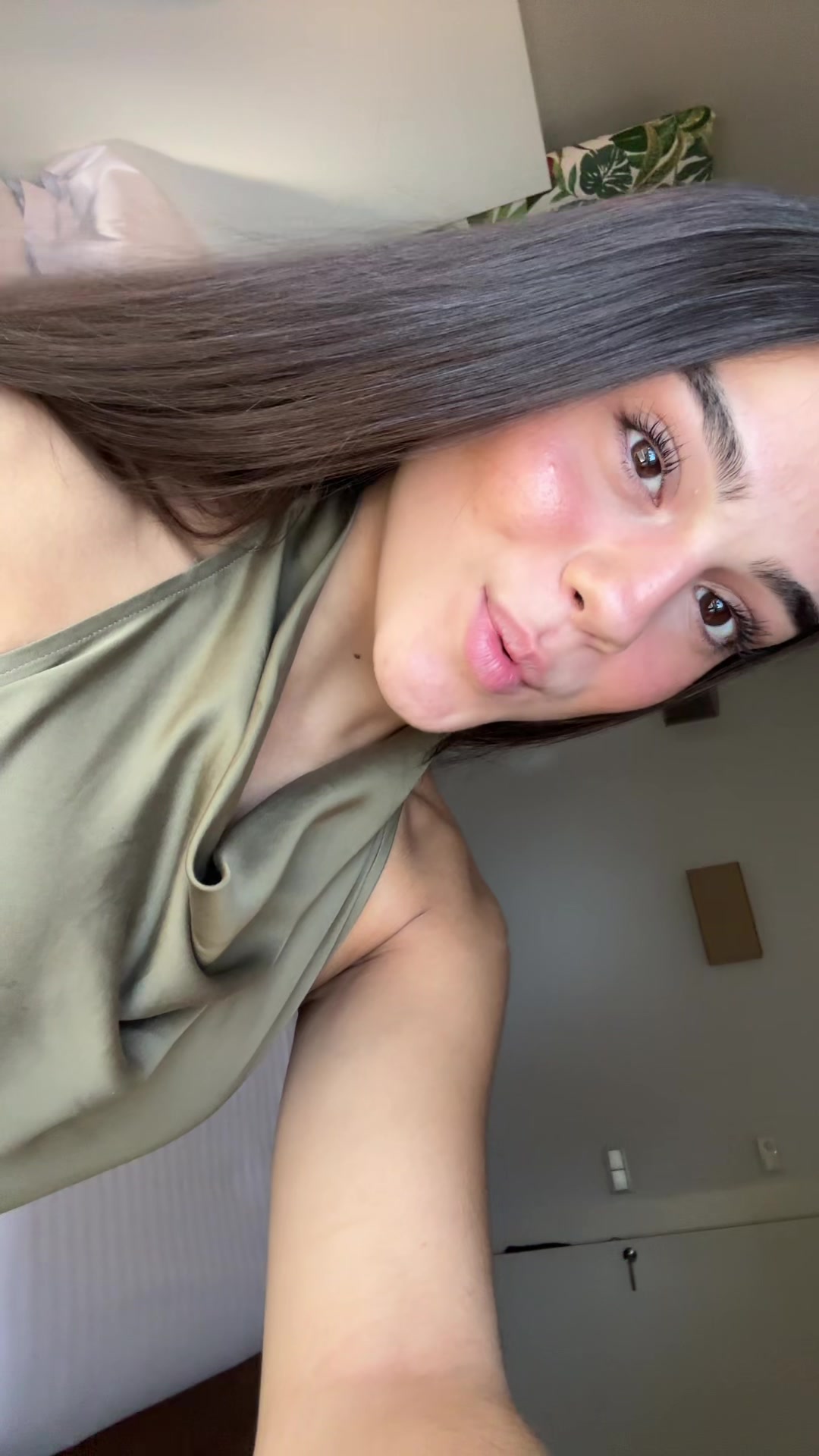 @𝒜𝓁𝒷𝒶 🎀