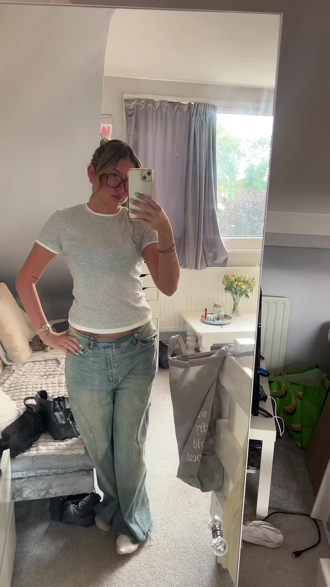 @Ella🧿