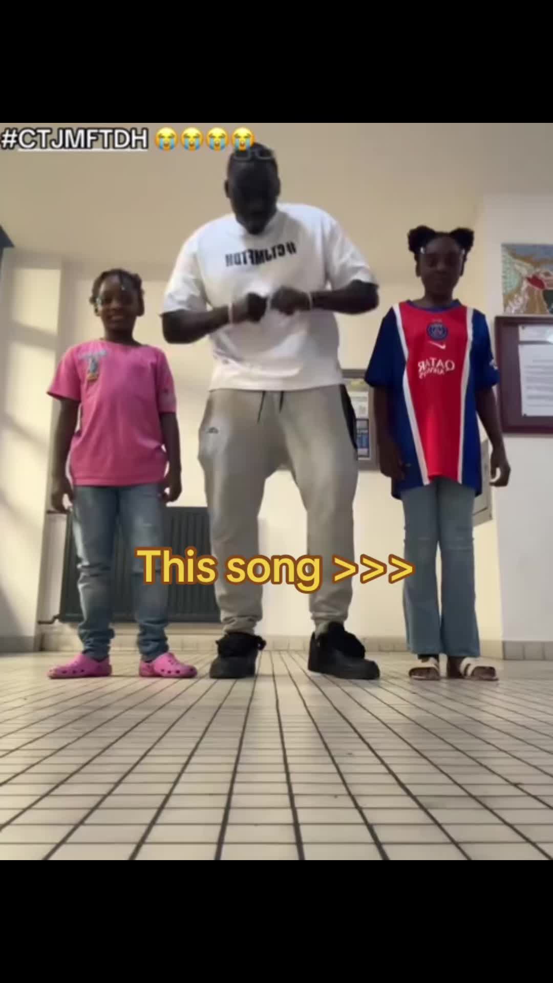 @AXH