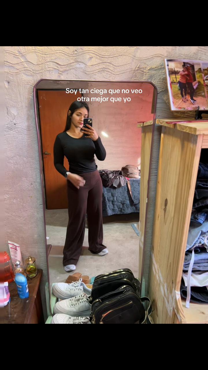 @moni_candia27