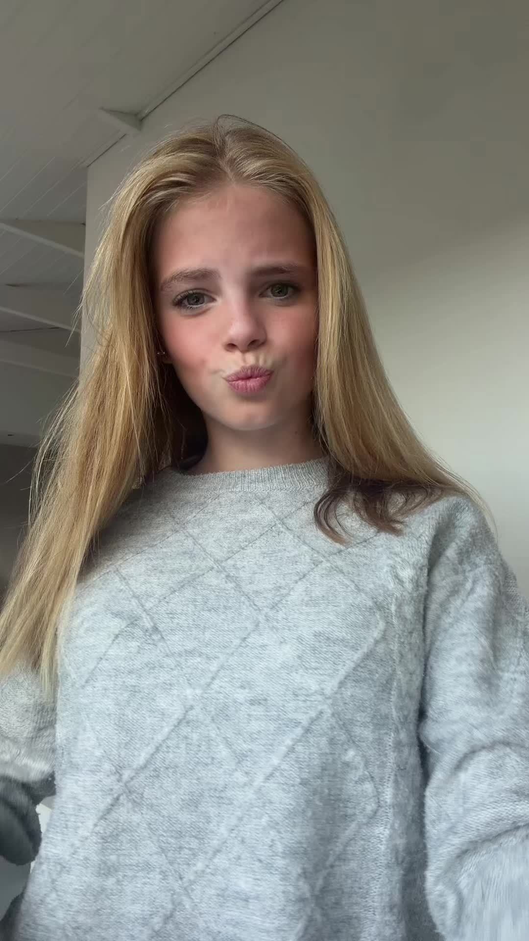 @𝐌𝐚𝐝𝐞𝐥𝐞𝐢𝐧𝐞🤍
