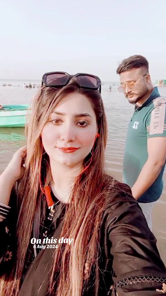 @Malaika❤Hasan