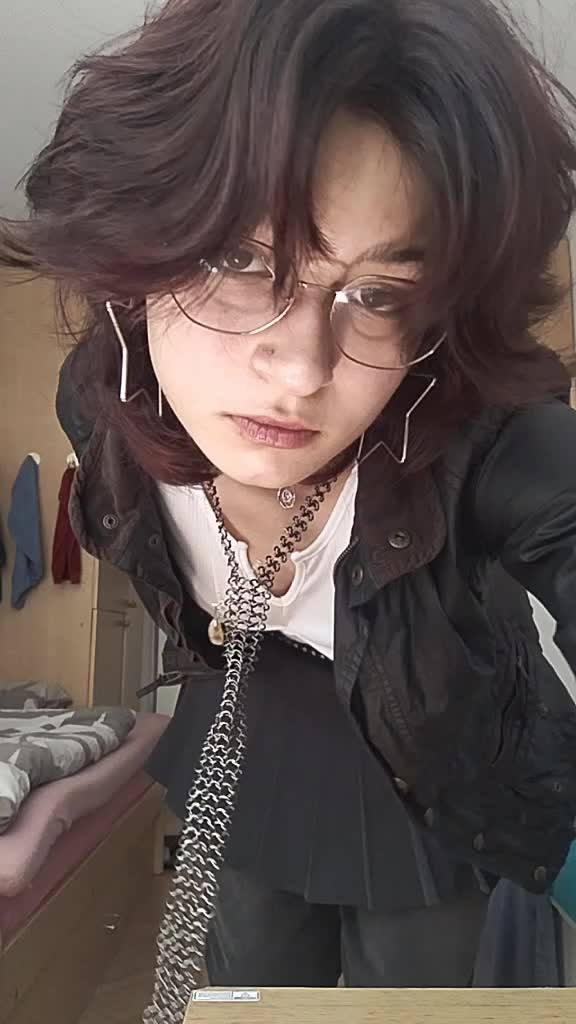 @니카🐸