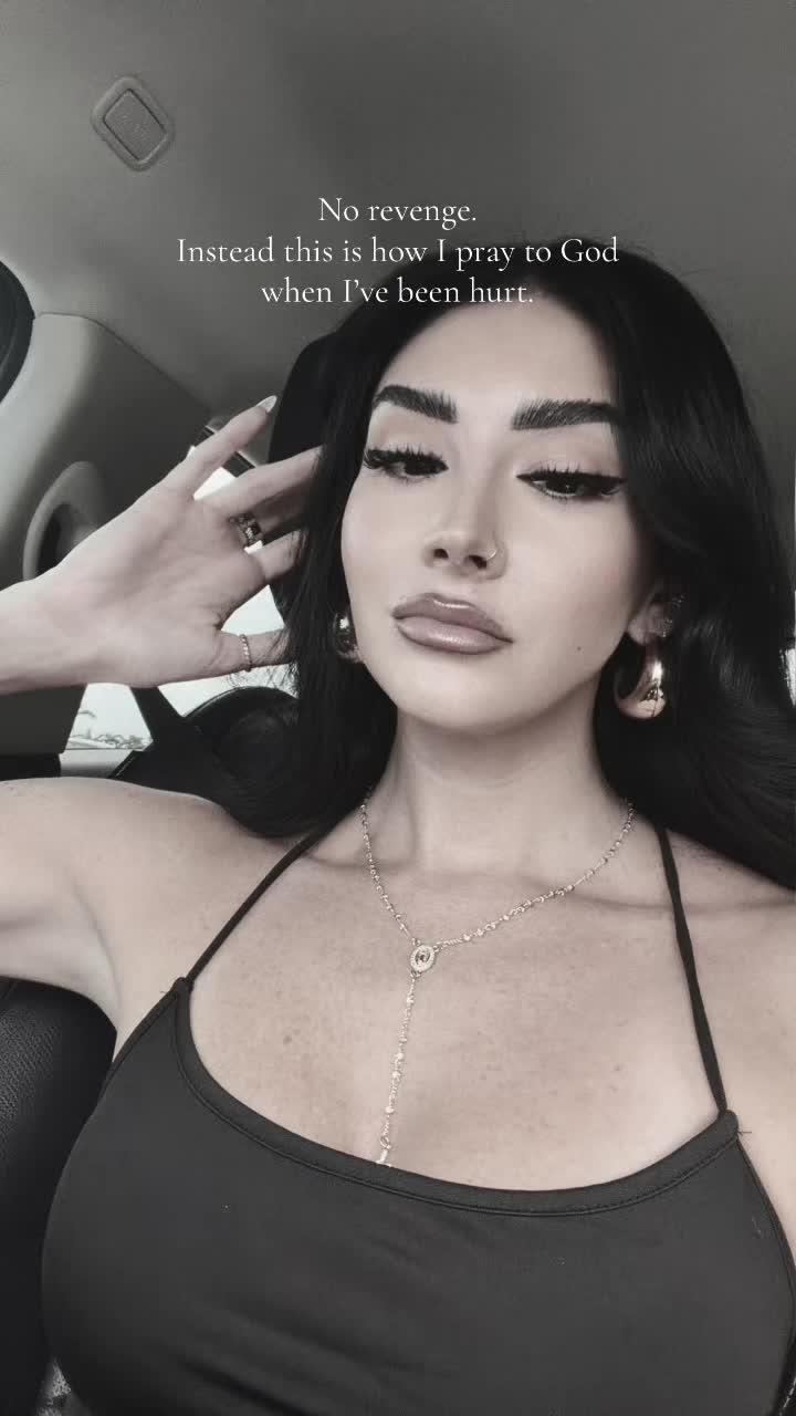 @Krista Nicole 🖤