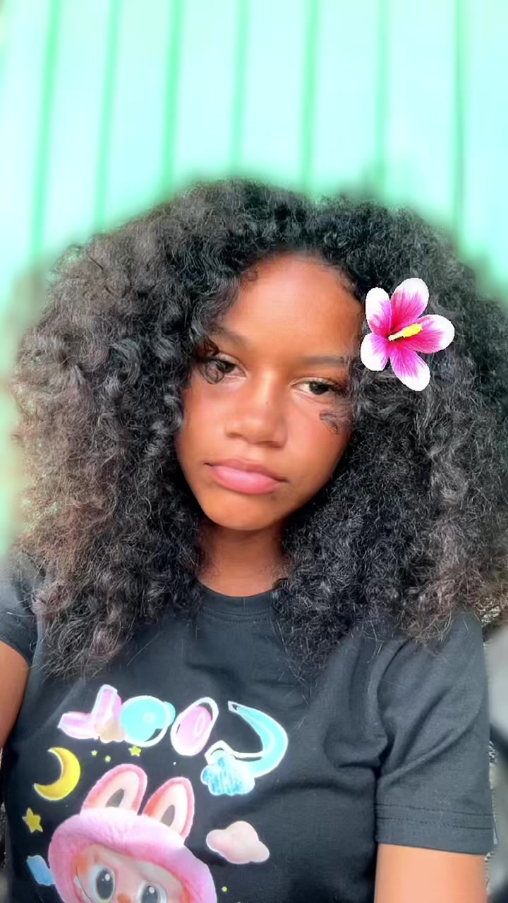 @Nia