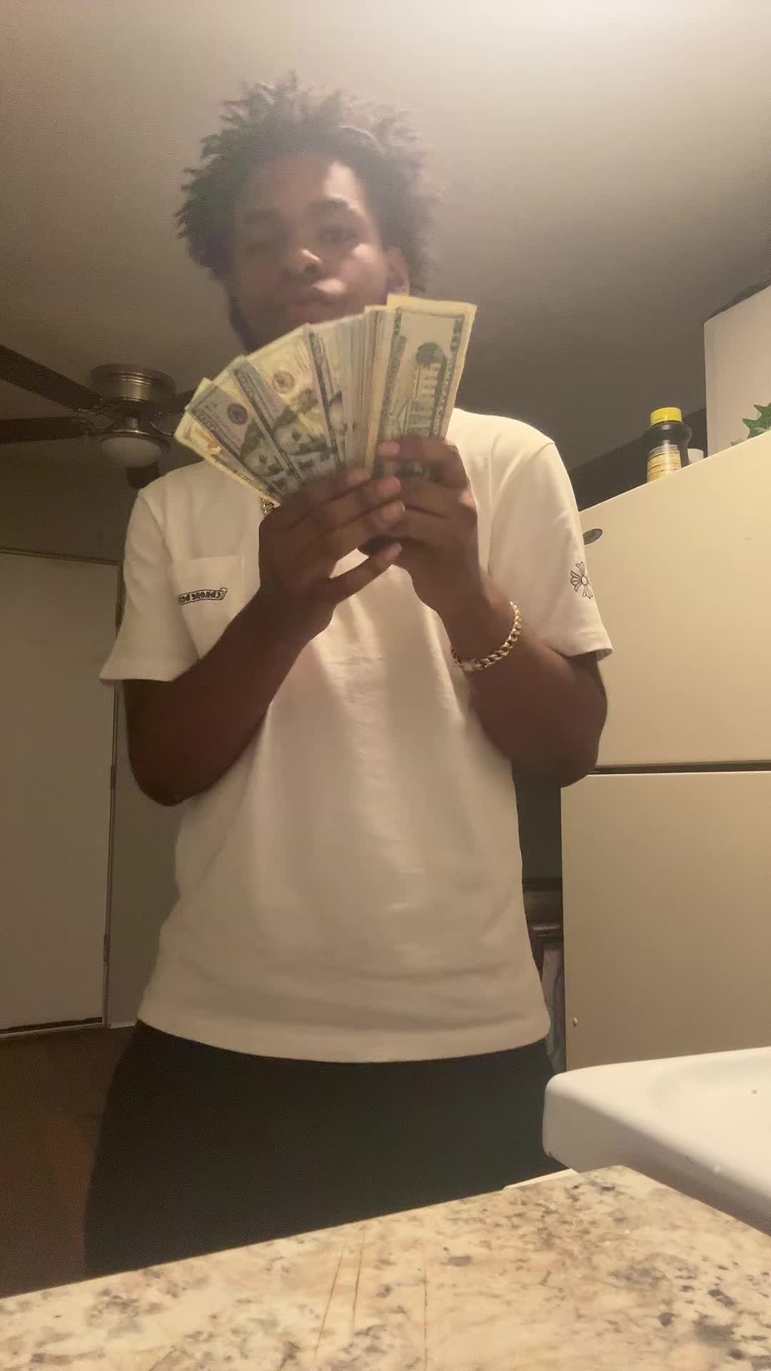 @__noswiper
