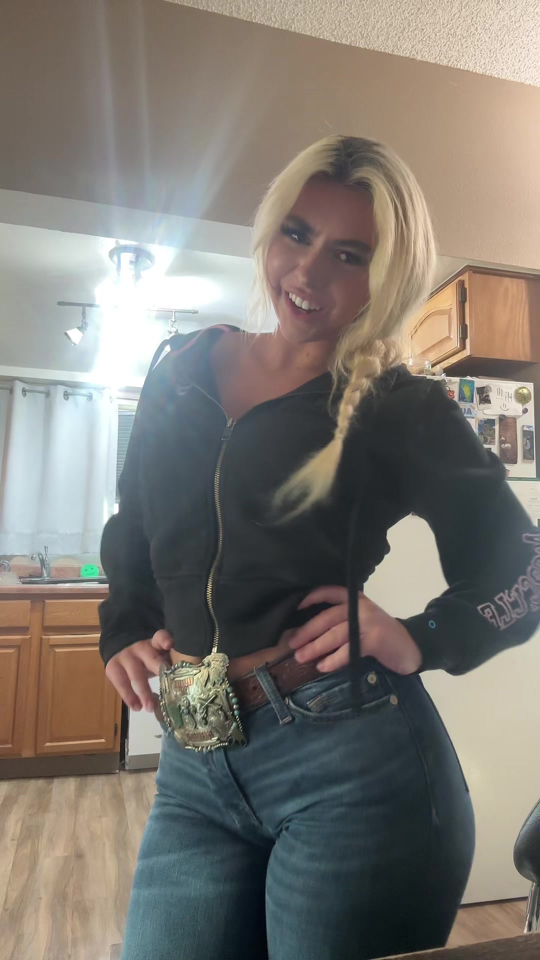@Valianna Rose