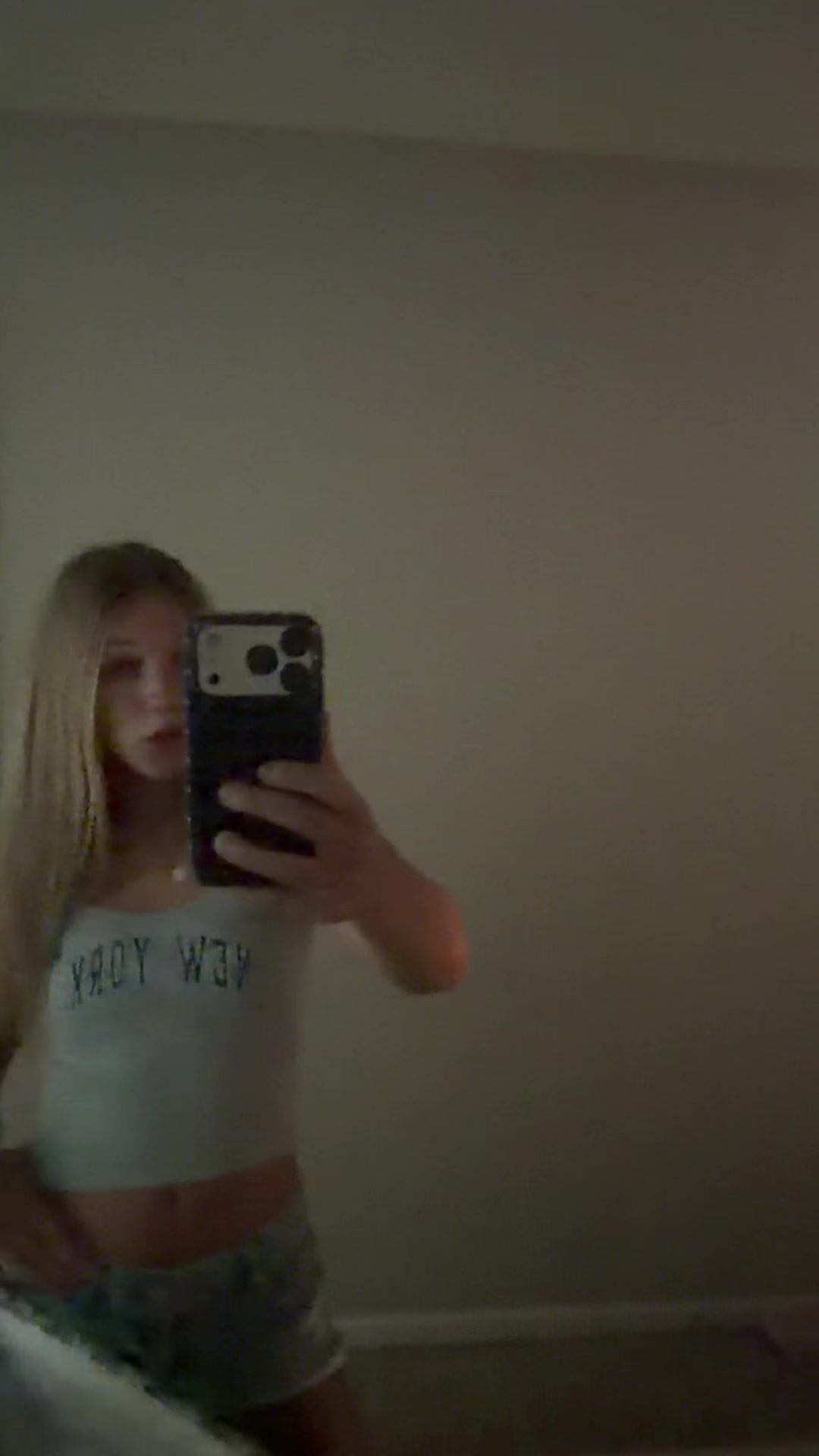 @🧍&zwj;♀️