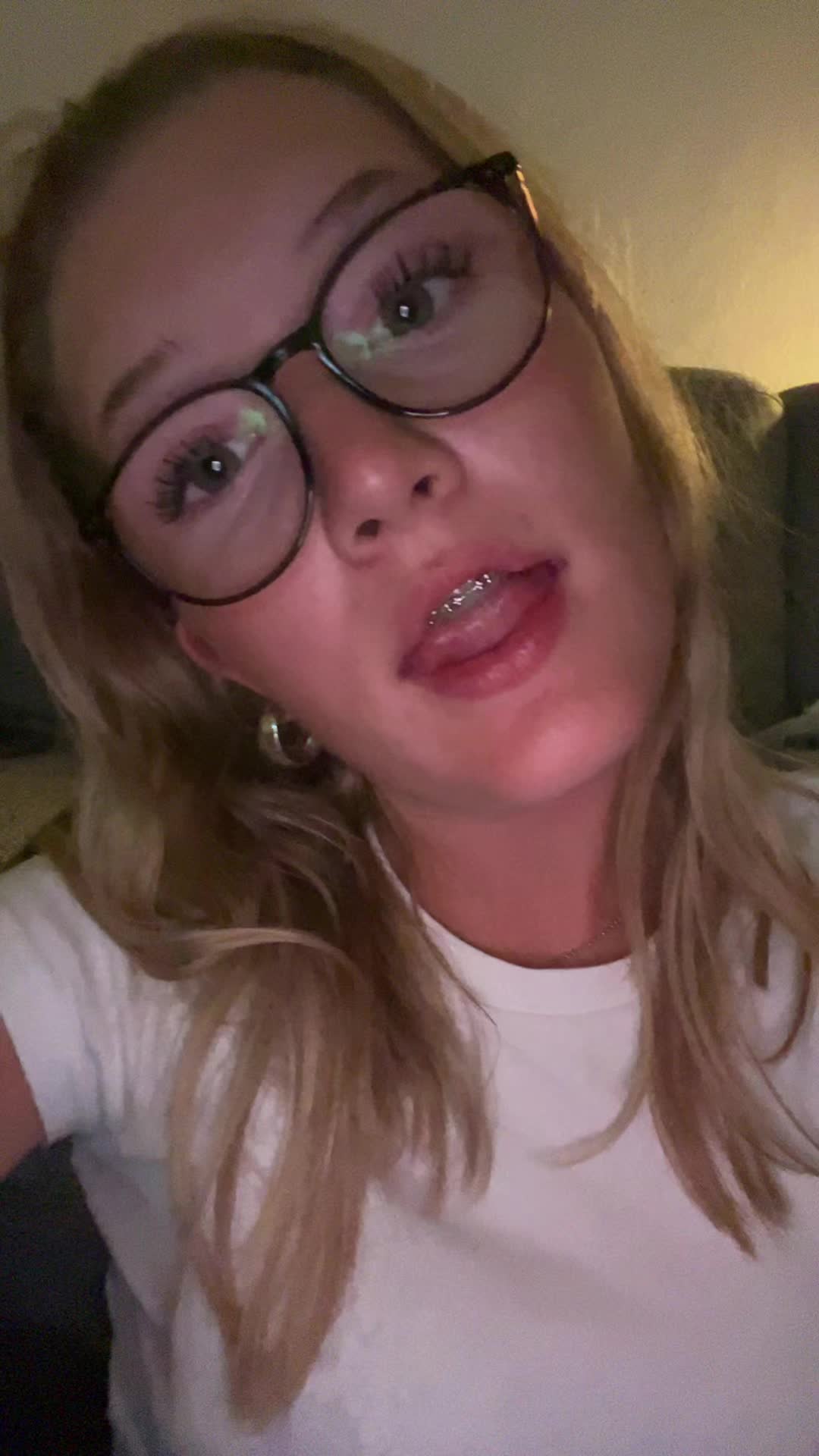 @𝐞𝐦𝐦𝐚