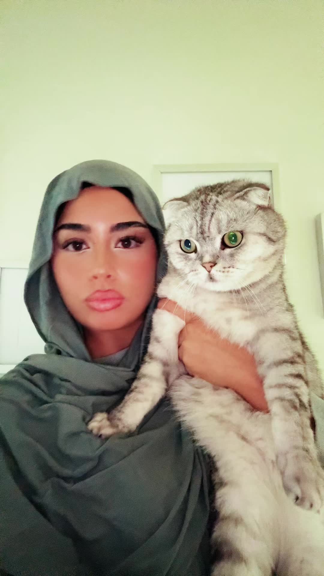 @Azra.e1d