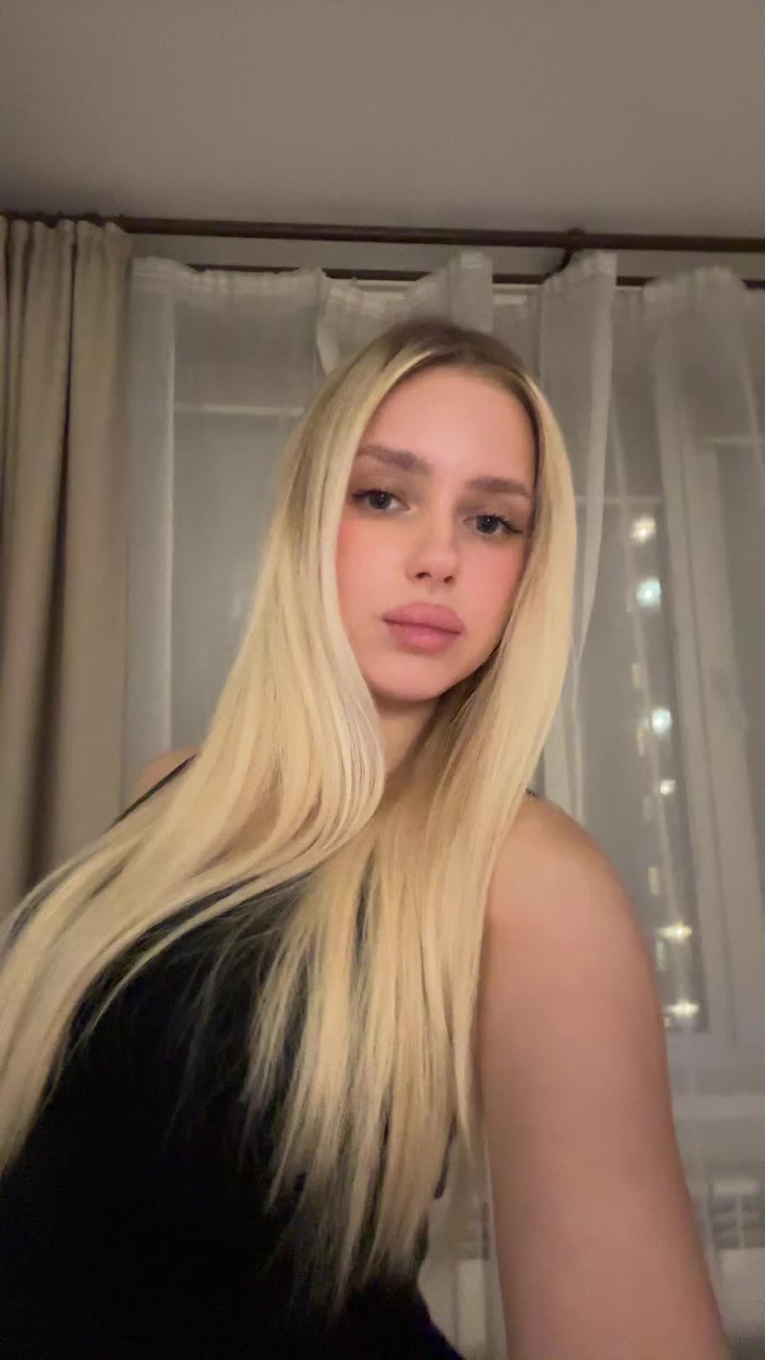 @ahhriri