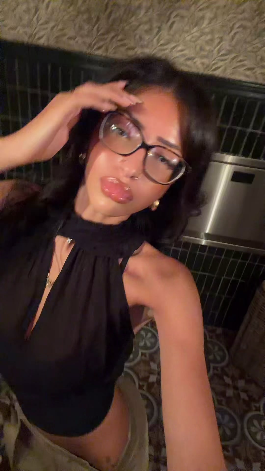 @5hak1r.4