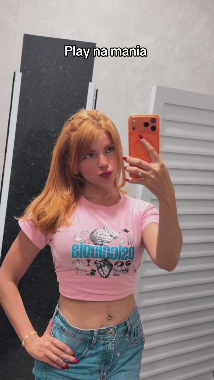 @Anna 🦊