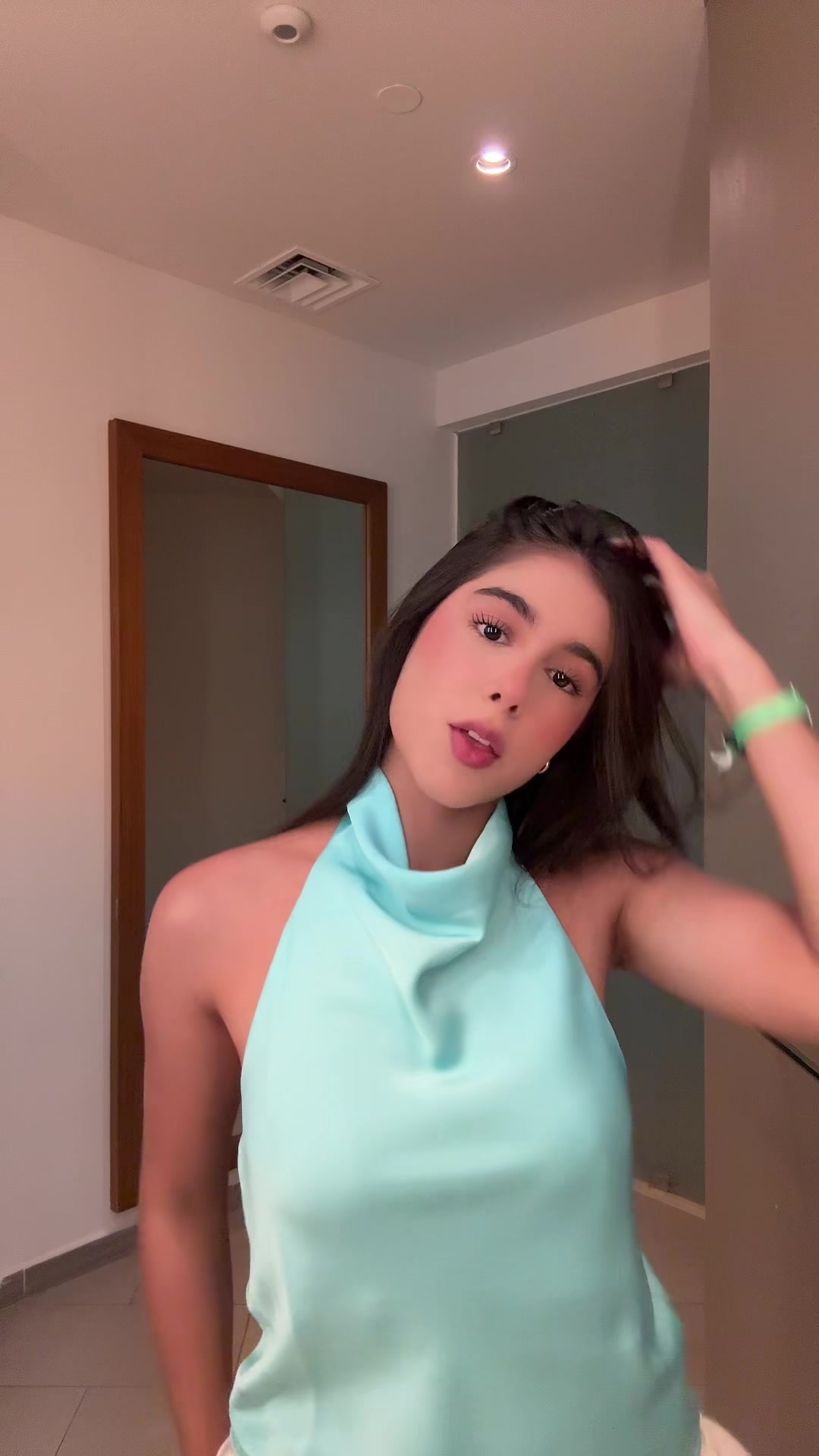 @majoayala.147