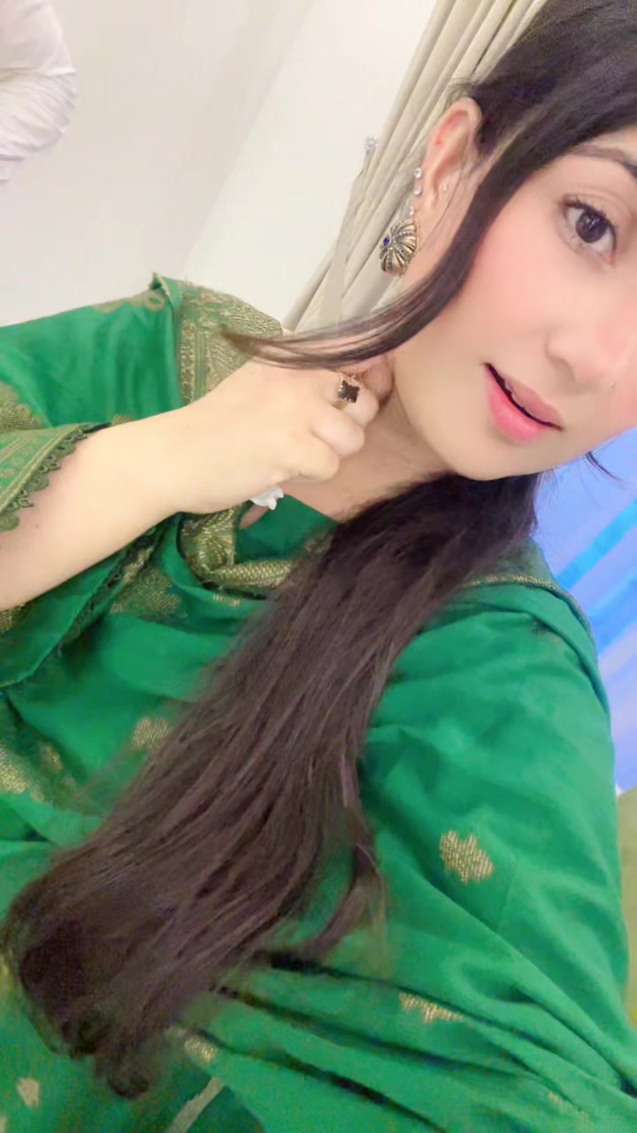 @Zarqa Khan