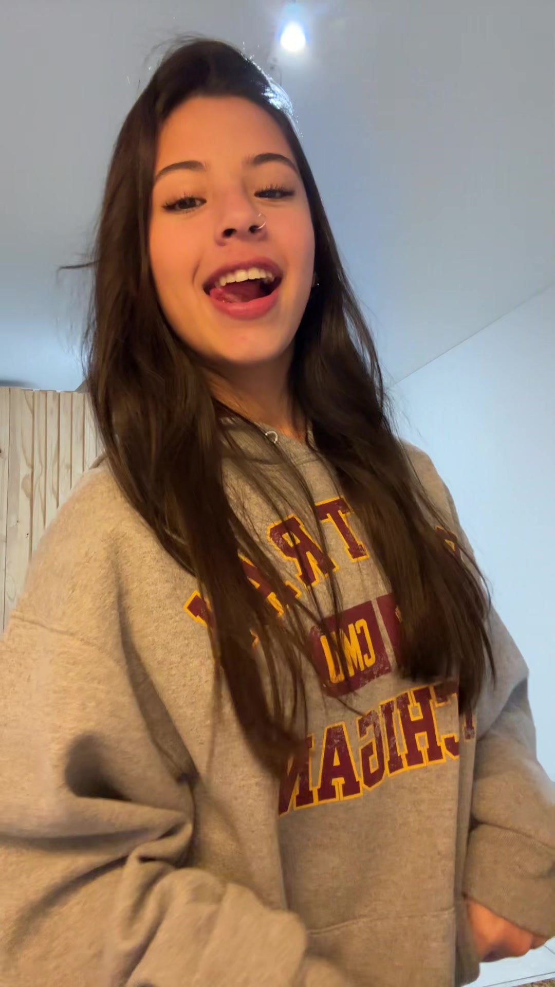 @briflores__