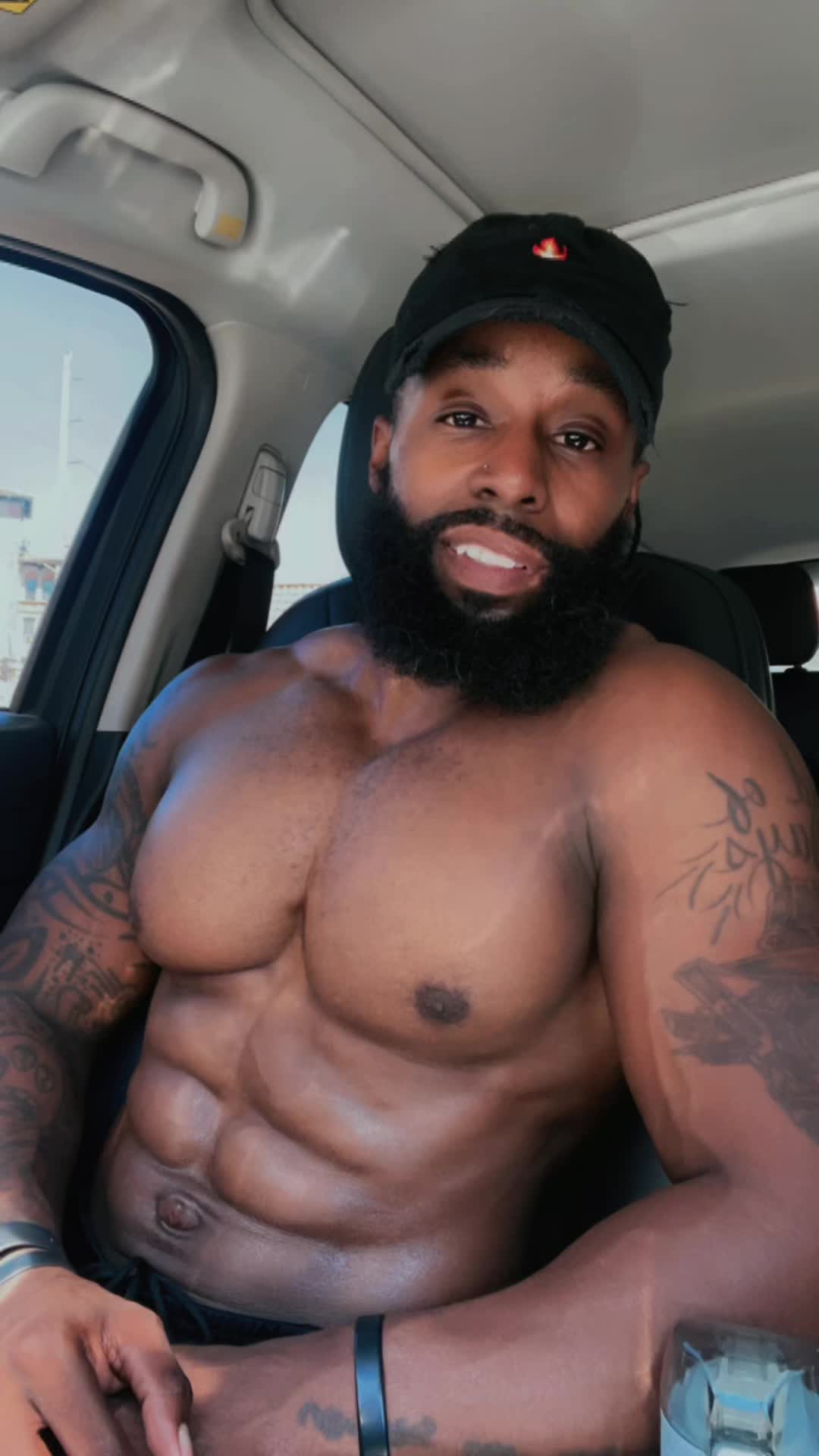 @firstname_leon
