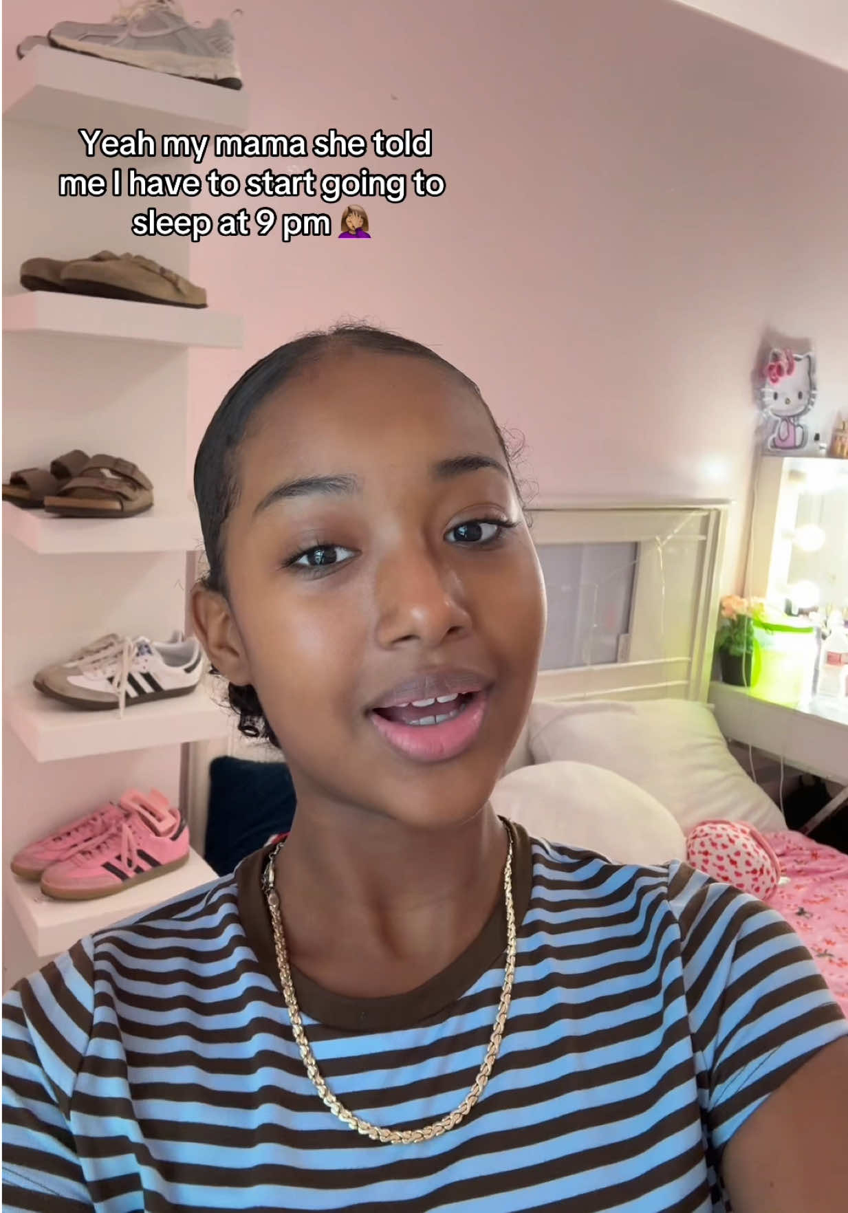 @Mia