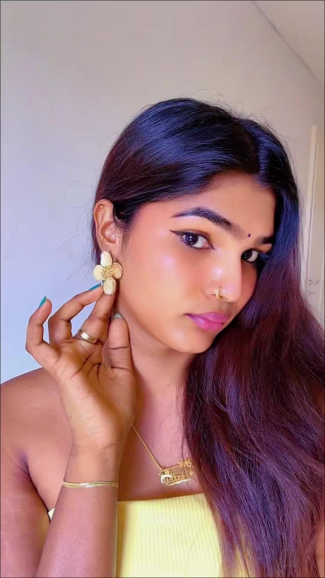 @கள்ளி ராணி👑&hearts;️💋🇨🇭