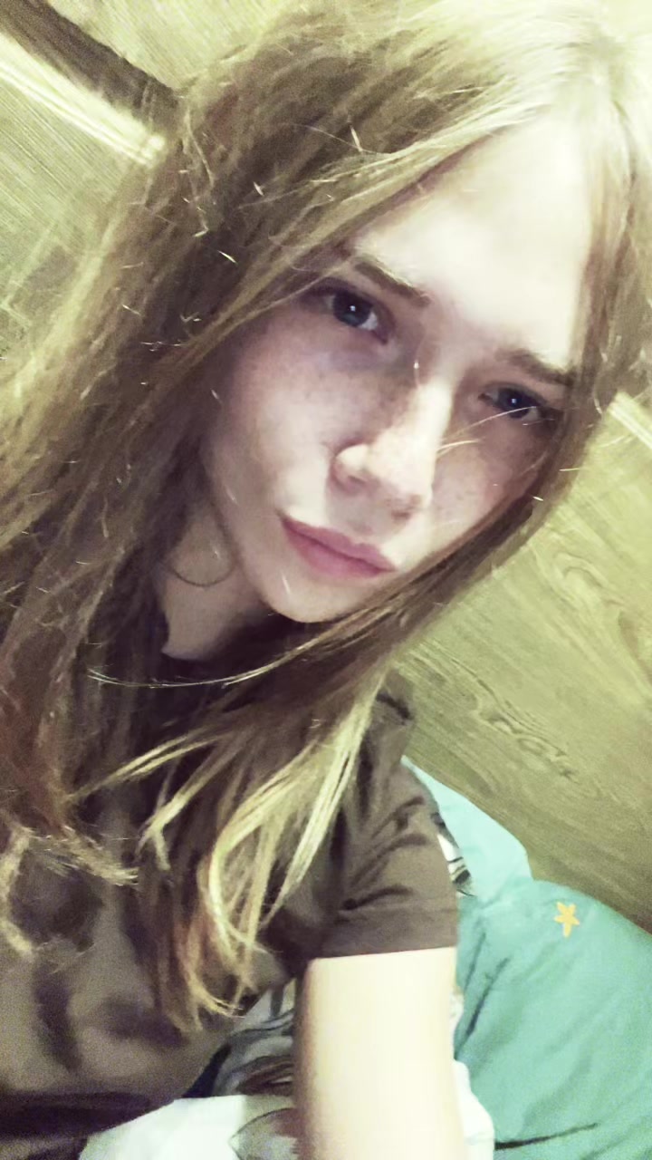 @Королева Лизя 🦄🌈🌈