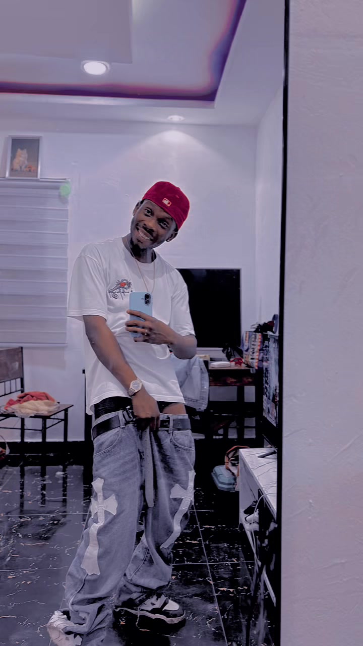 @R&ensp;O&ensp;Y&ensp;A&ensp;L&ensp;T&ensp;Y&ensp;🥶🫶