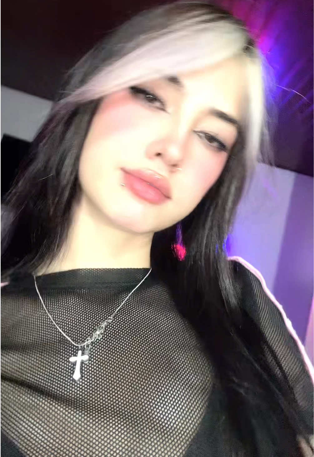 @Izis🛸