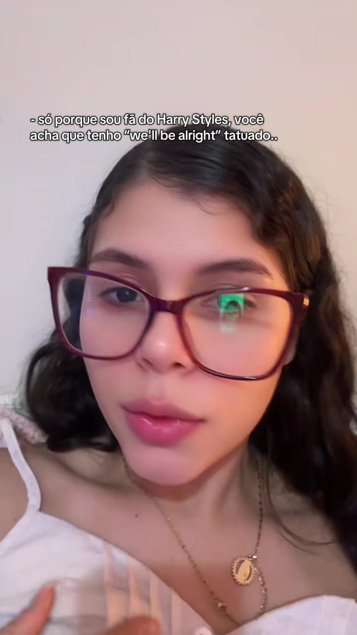 @&Aacute;gata Pietra Alves