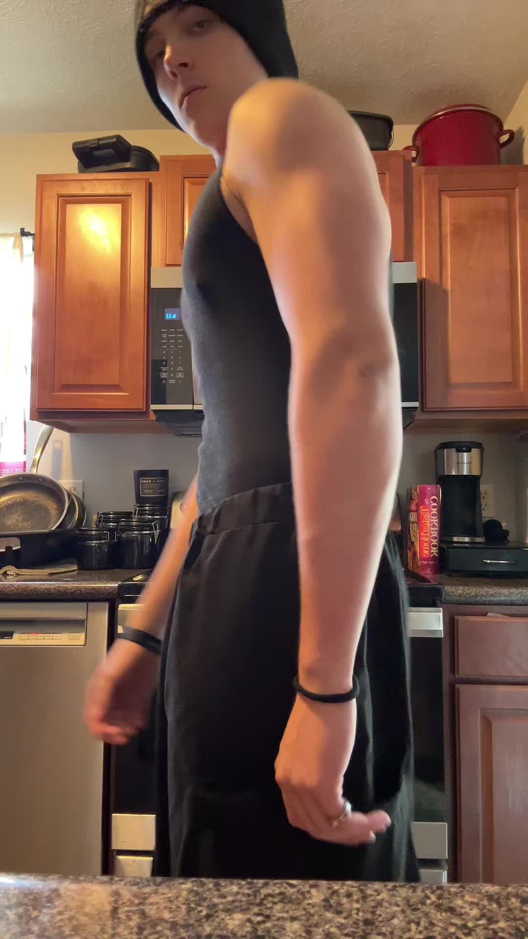 @AkioMani
