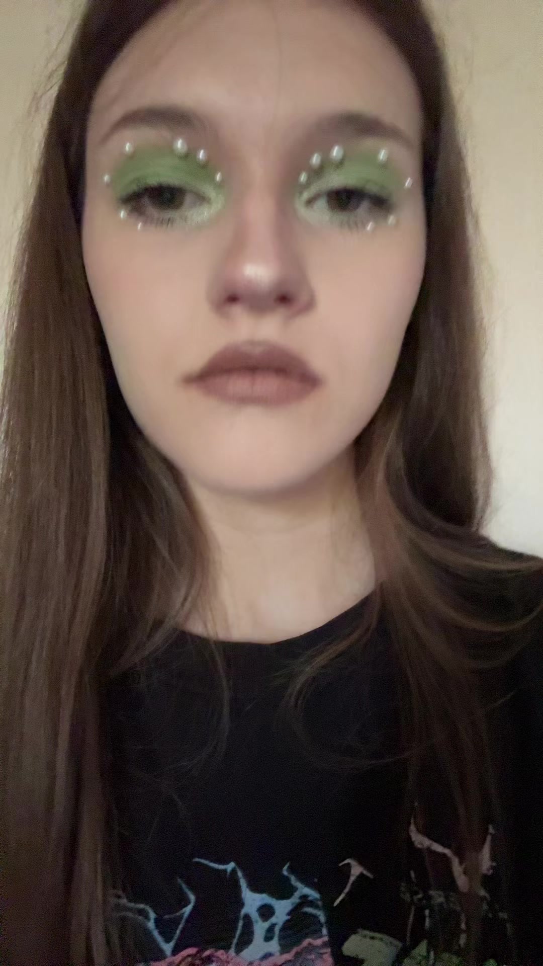 @🧟&zwj;♀️