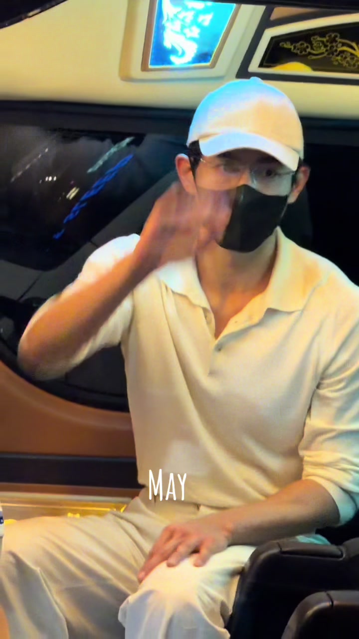 @💙เอลฟ์เซ่ที่ไม่ใช่ขนม💚