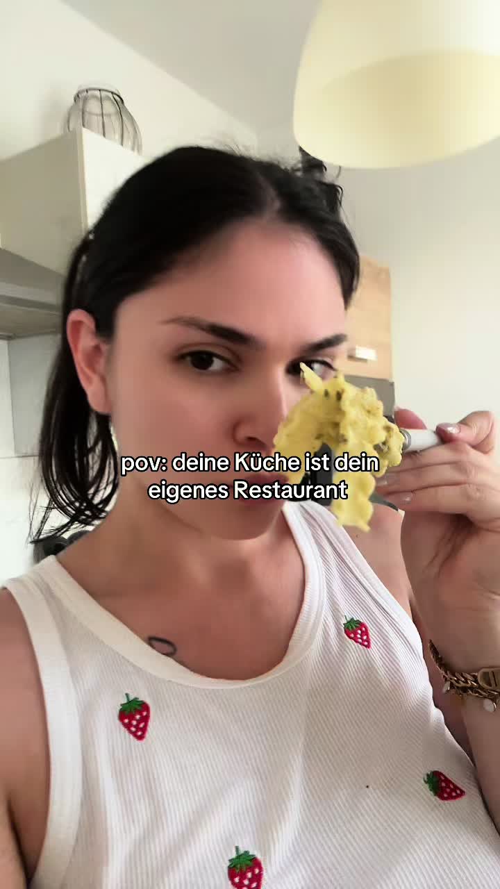 @byziska
