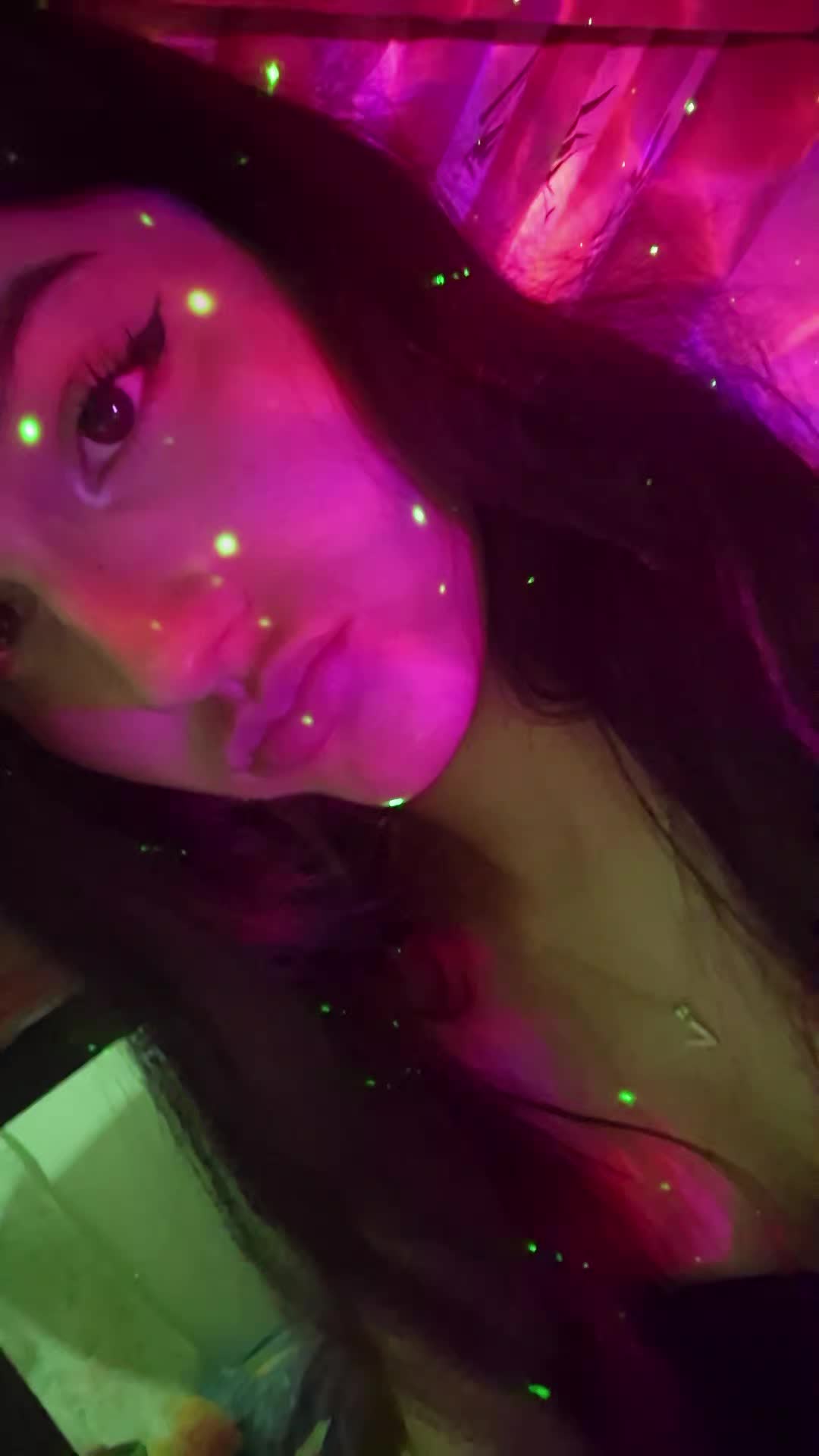 @Vict&oacute;ria