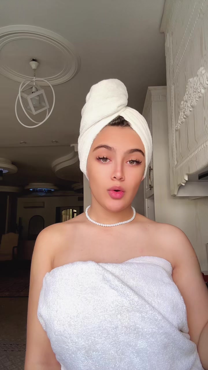 @felora