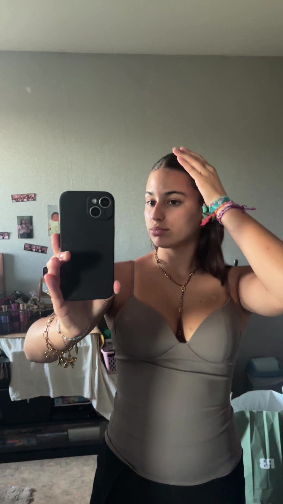 @𝒸𝒶𝓁𝒾