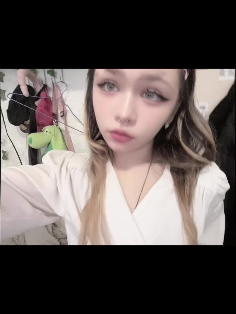 @KeeshiMoshi