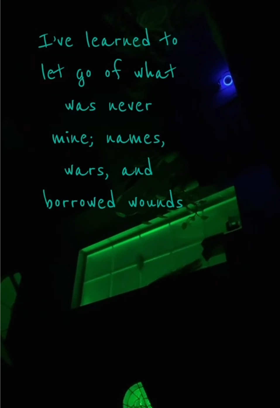 @𝕙𝕠𝕝𝕝𝕠𝕨𓋹𝕟𝕚𝕘𝕙𝕥𝕤