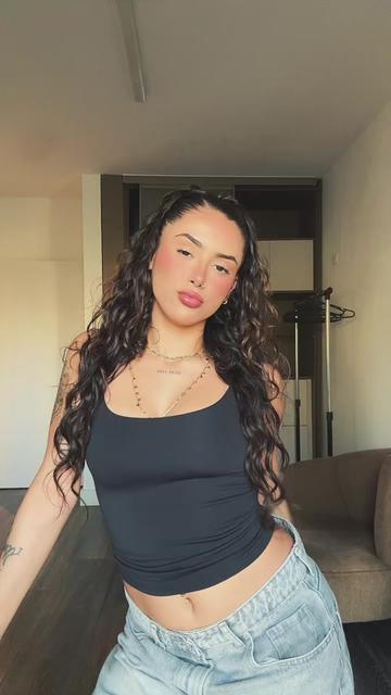 @manuelaa