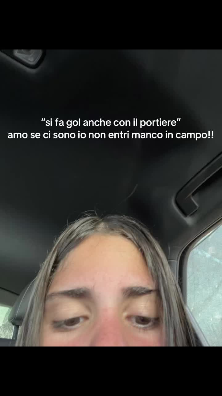 @_CarolaBelluso_