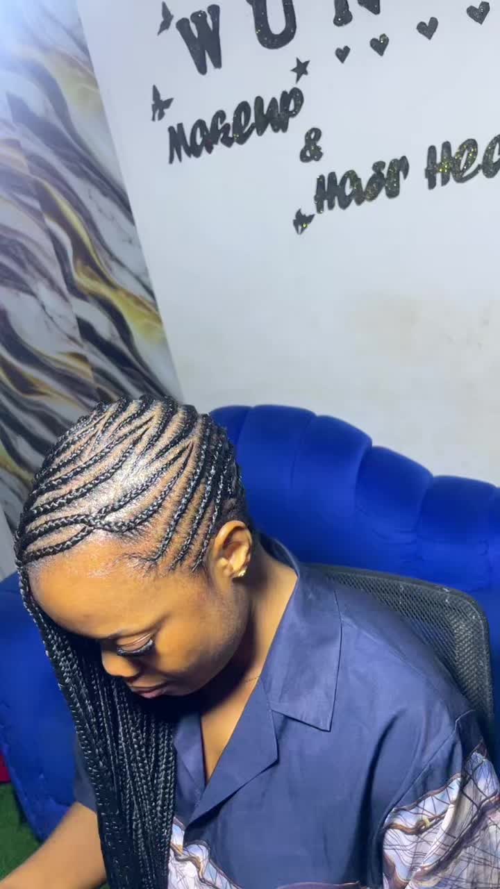 @Wunmi&rsquo;s makeup&amp;hair heaven