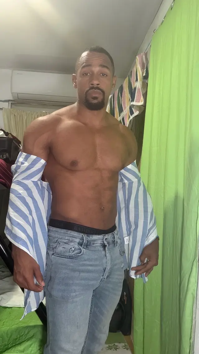 @k1ng_minaya
