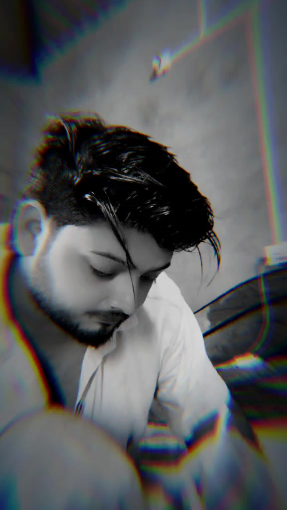 @alone_royal01