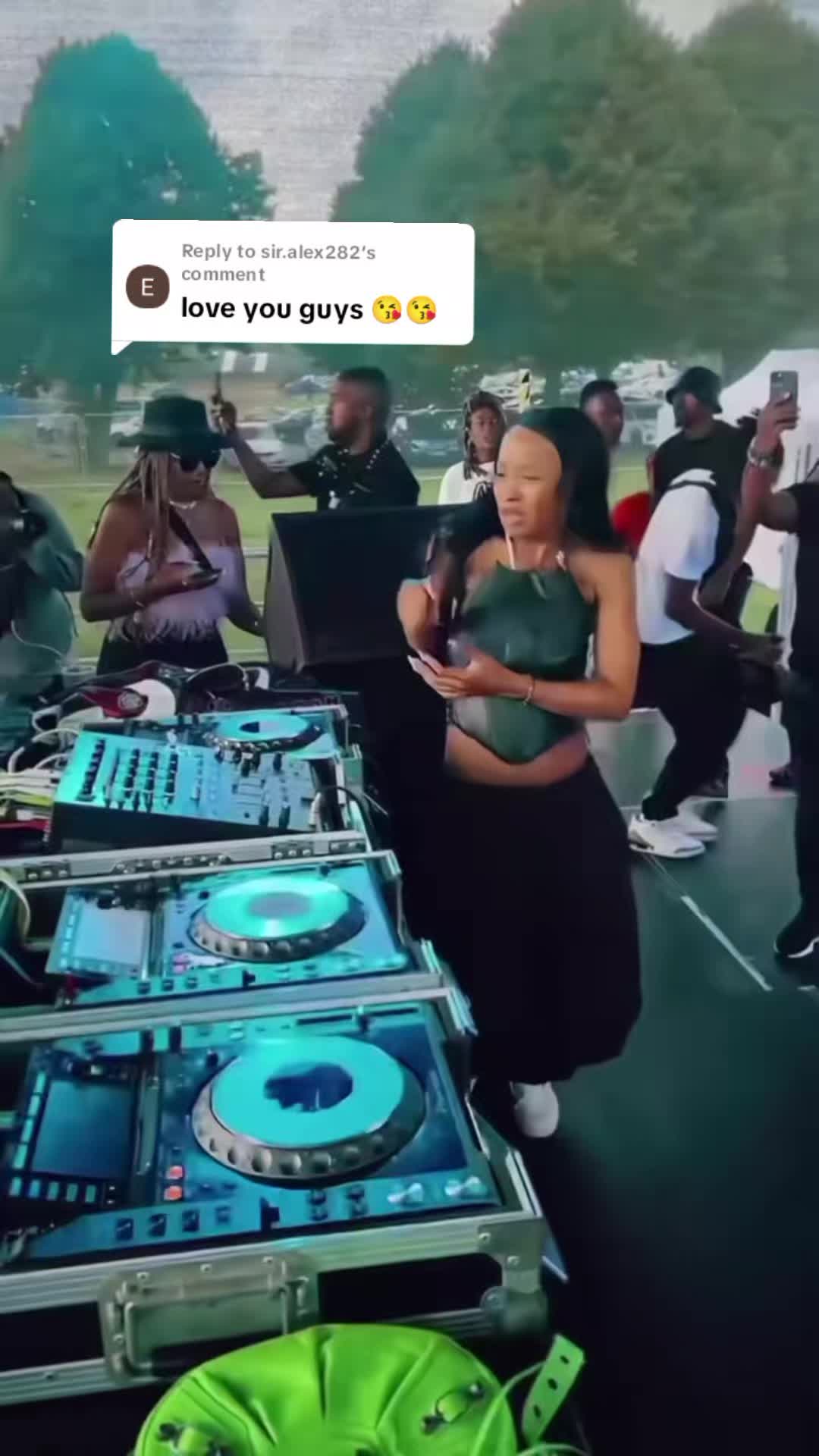 @Calm_Vibes&reg;