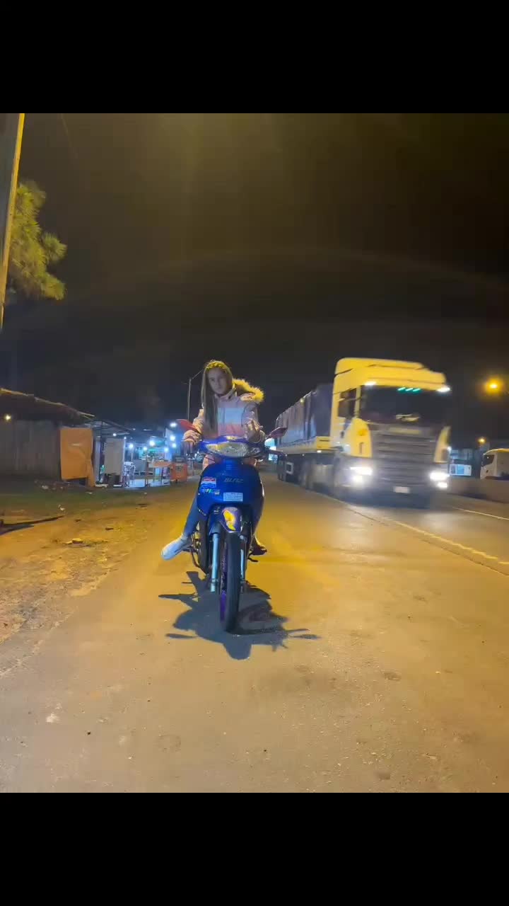 @Rubia ii De La 110 Azul 💙😍🚀